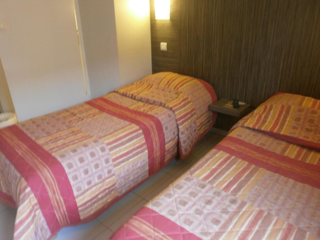 Fasthotel Toulon Cuers Zewnętrze zdjęcie