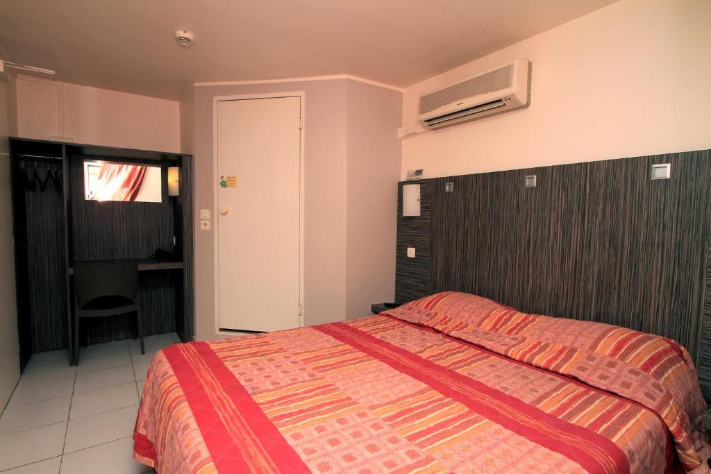 Fasthotel Toulon Cuers Zewnętrze zdjęcie