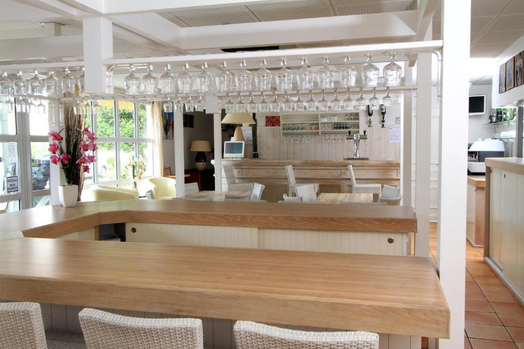 Fasthotel Toulon Cuers Zewnętrze zdjęcie